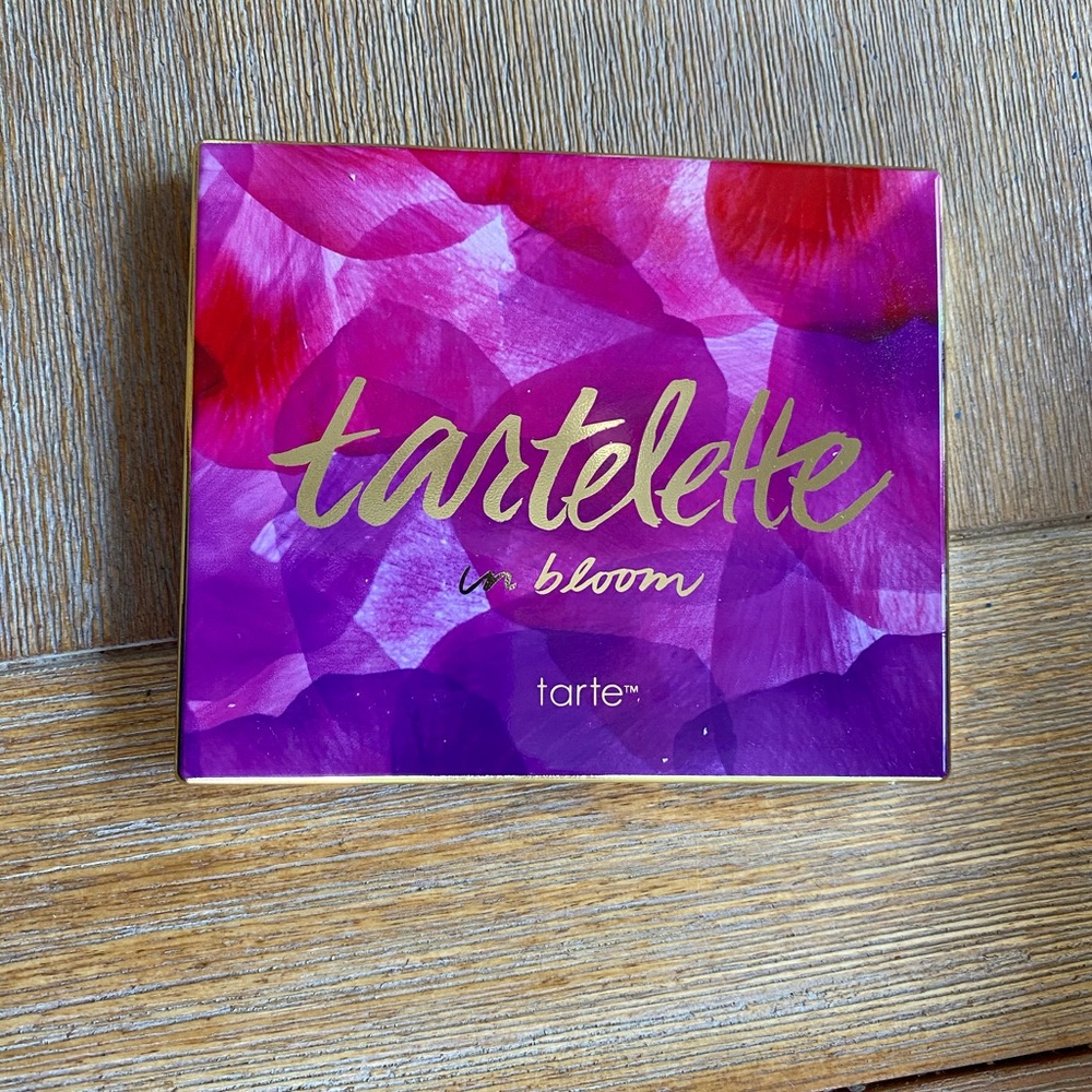 Tarte in bloom eye shadow